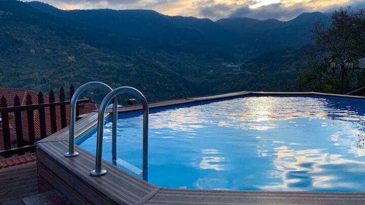 Jacuzzi z hydromasażem — idealny sposób na odpoczynek