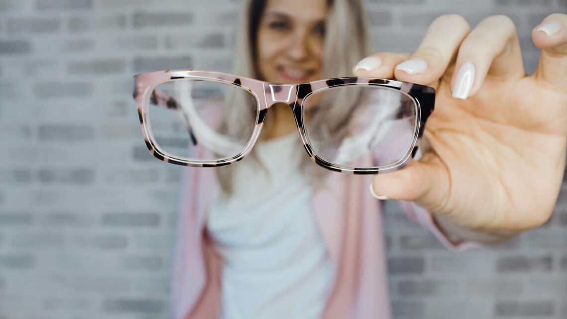 Etui do okularów korekcyjnych – czym powinno się charakteryzować.